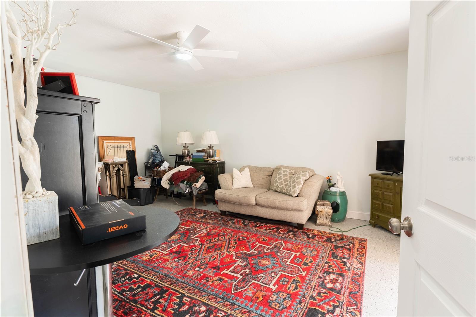 Image 28 of 45 For 12931 82nd Avenue