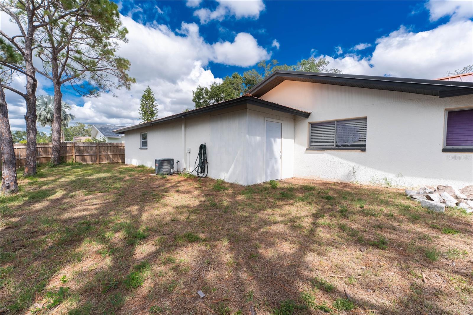 Image 35 of 45 For 12931 82nd Avenue