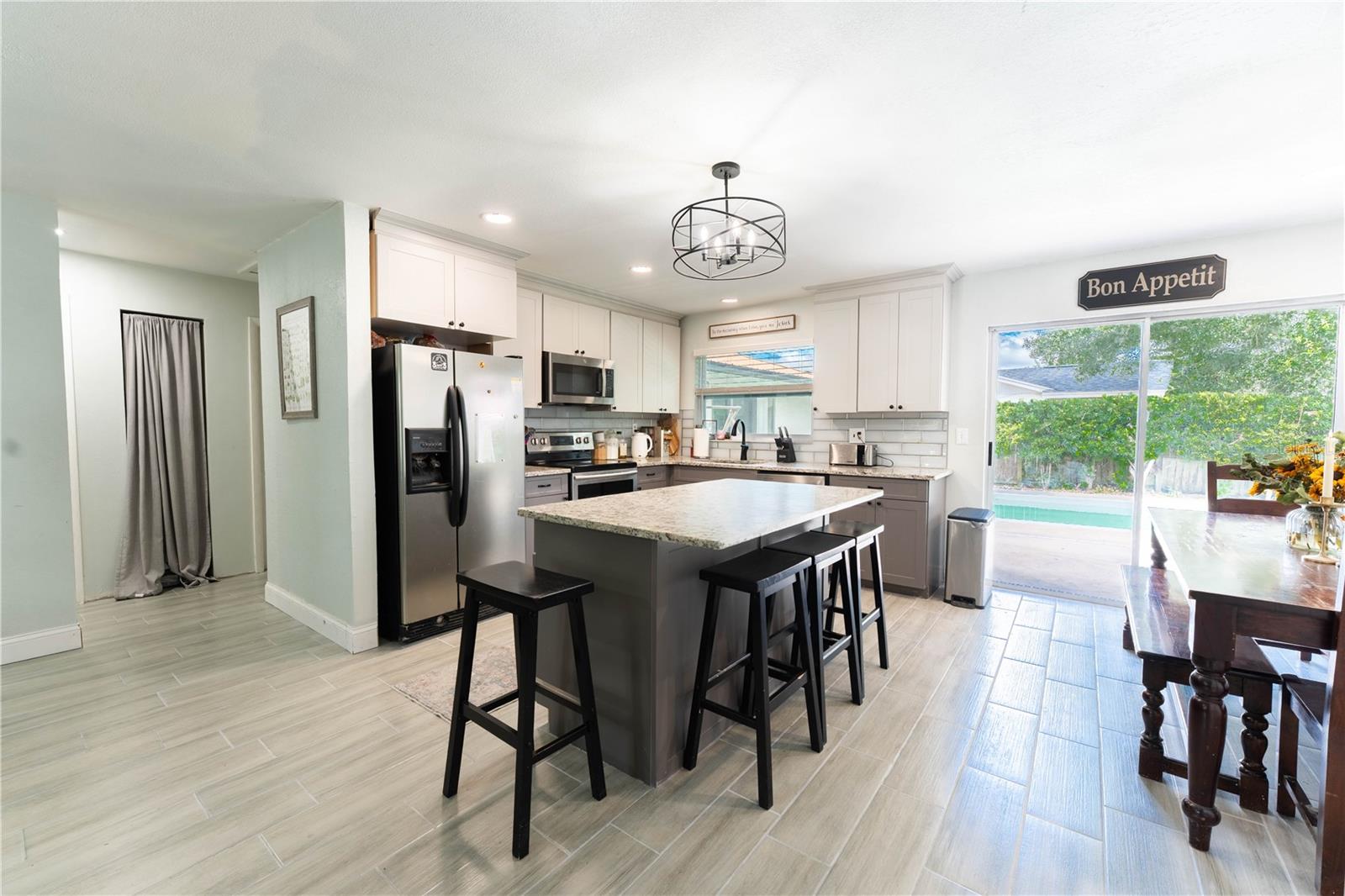 Image 5 of 45 For 12931 82nd Avenue