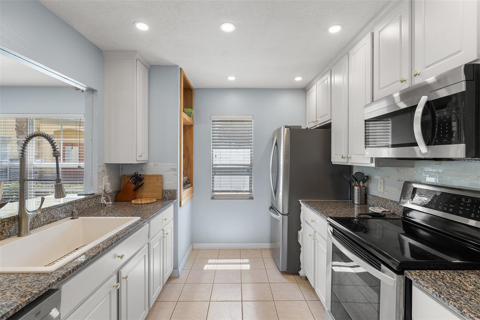 Image 11 of 26 For 3852 Mandalay Drive