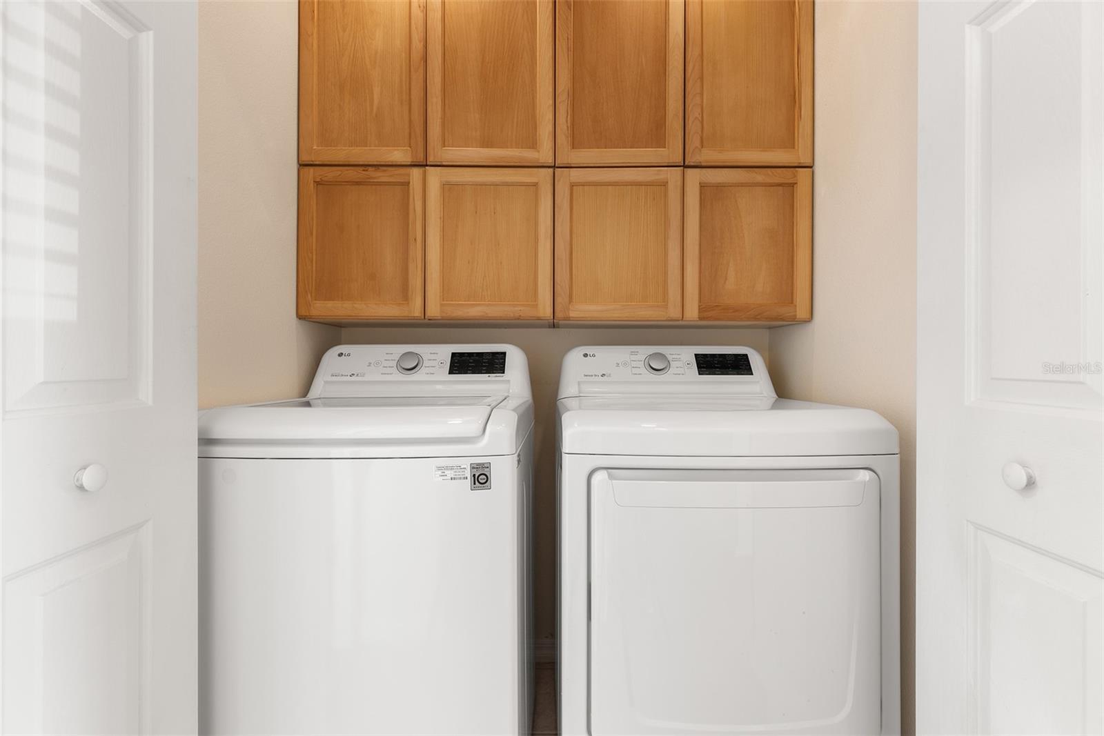 Image 19 of 26 For 3852 Mandalay Drive