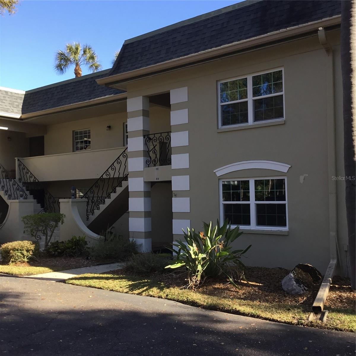 Details for 44 Country Club Drive 44, LARGO, FL 33771