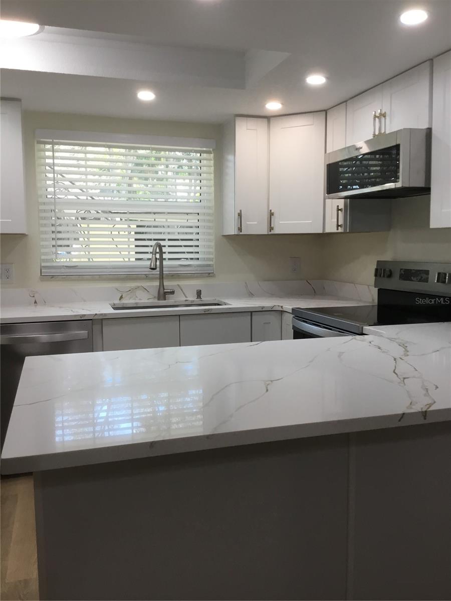 Image 10 of 33 For 44 Country Club Drive 44