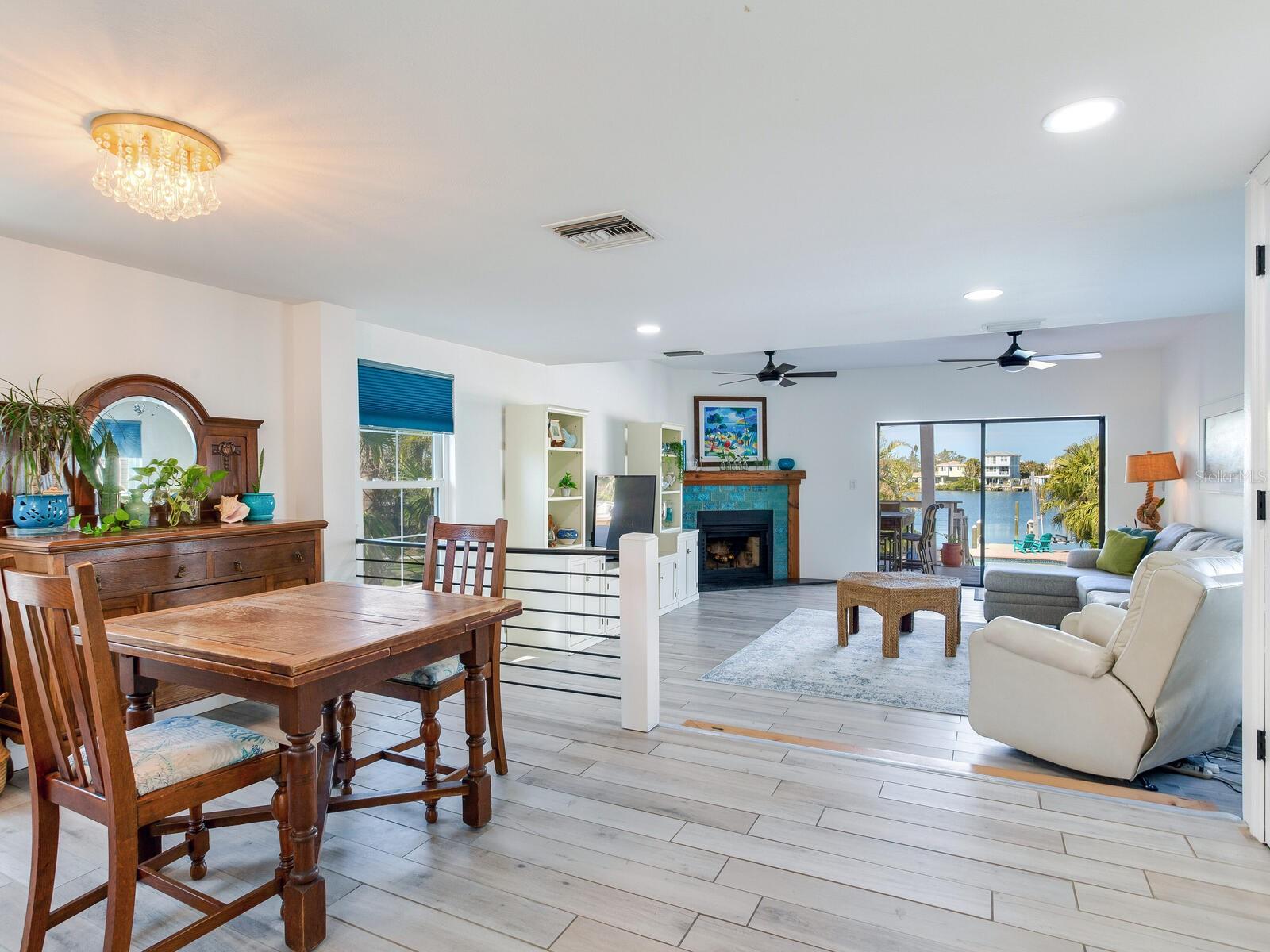 Image 13 of 77 For 410 140th Avenue E