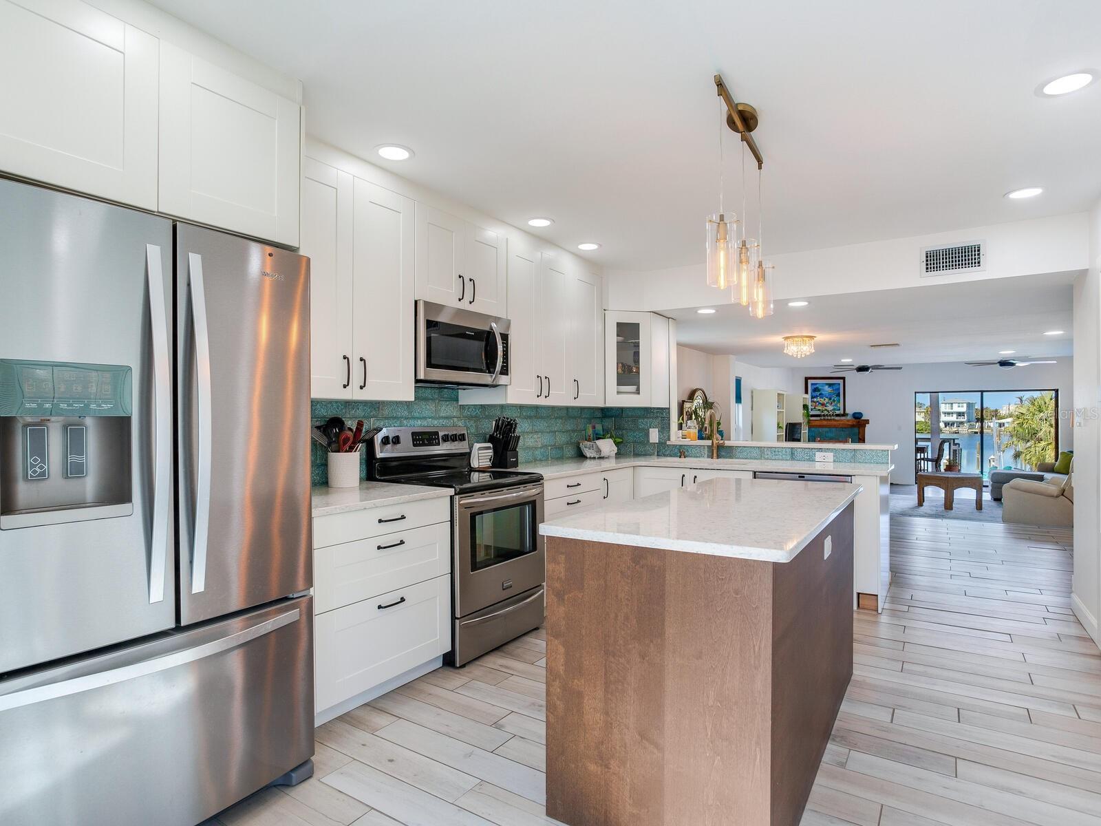 Image 28 of 77 For 410 140th Avenue E