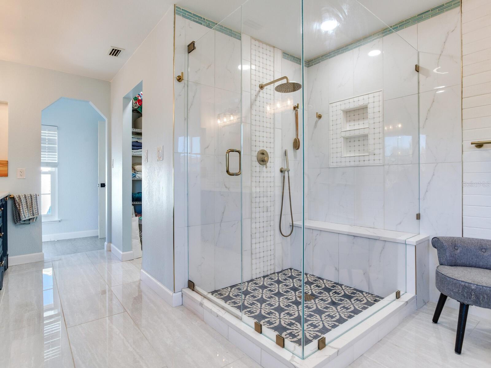 Image 43 of 77 For 410 140th Avenue E