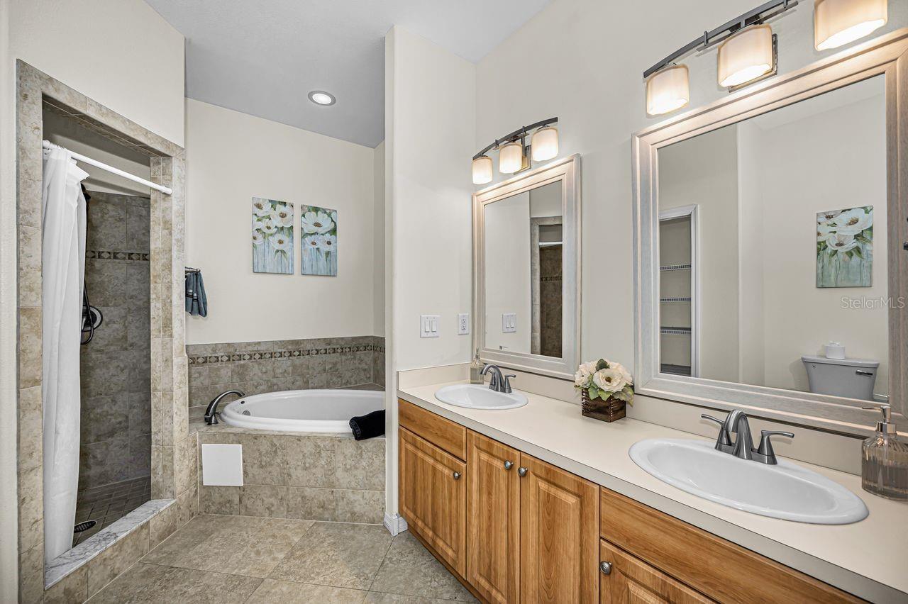 Image 29 of 56 For 1239 Vista Way