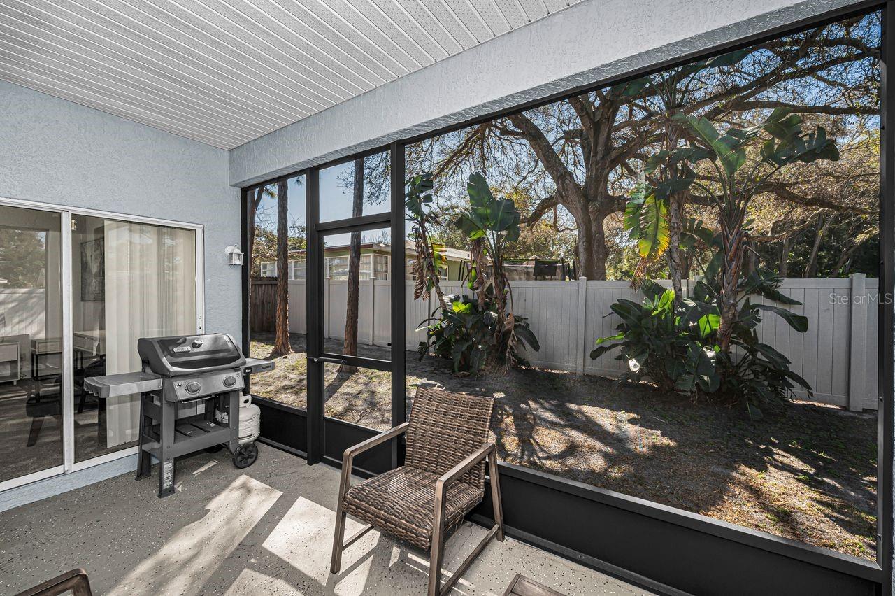 Image 36 of 56 For 1239 Vista Way