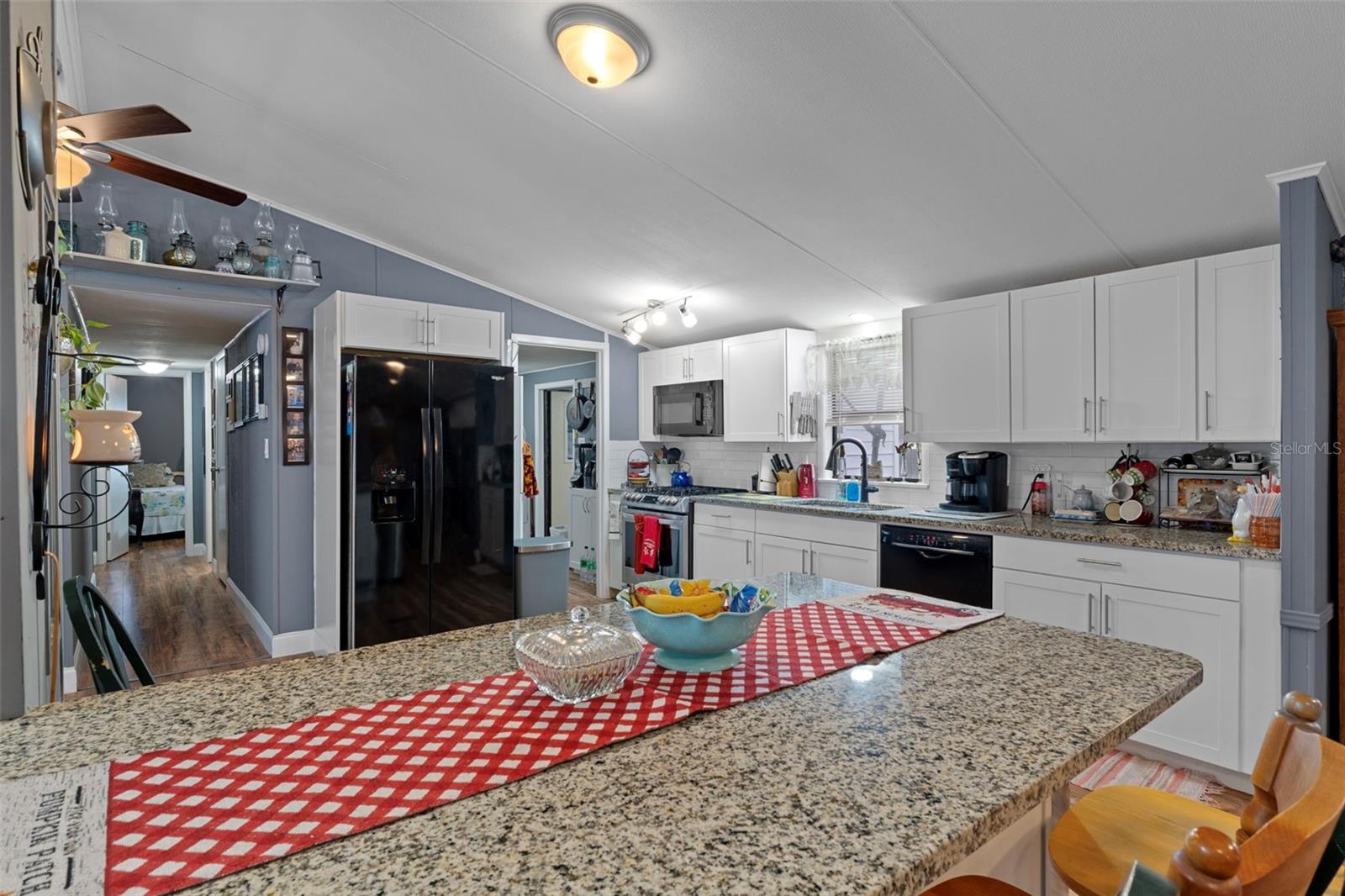 Image 16 of 38 For 2950 Dove Court