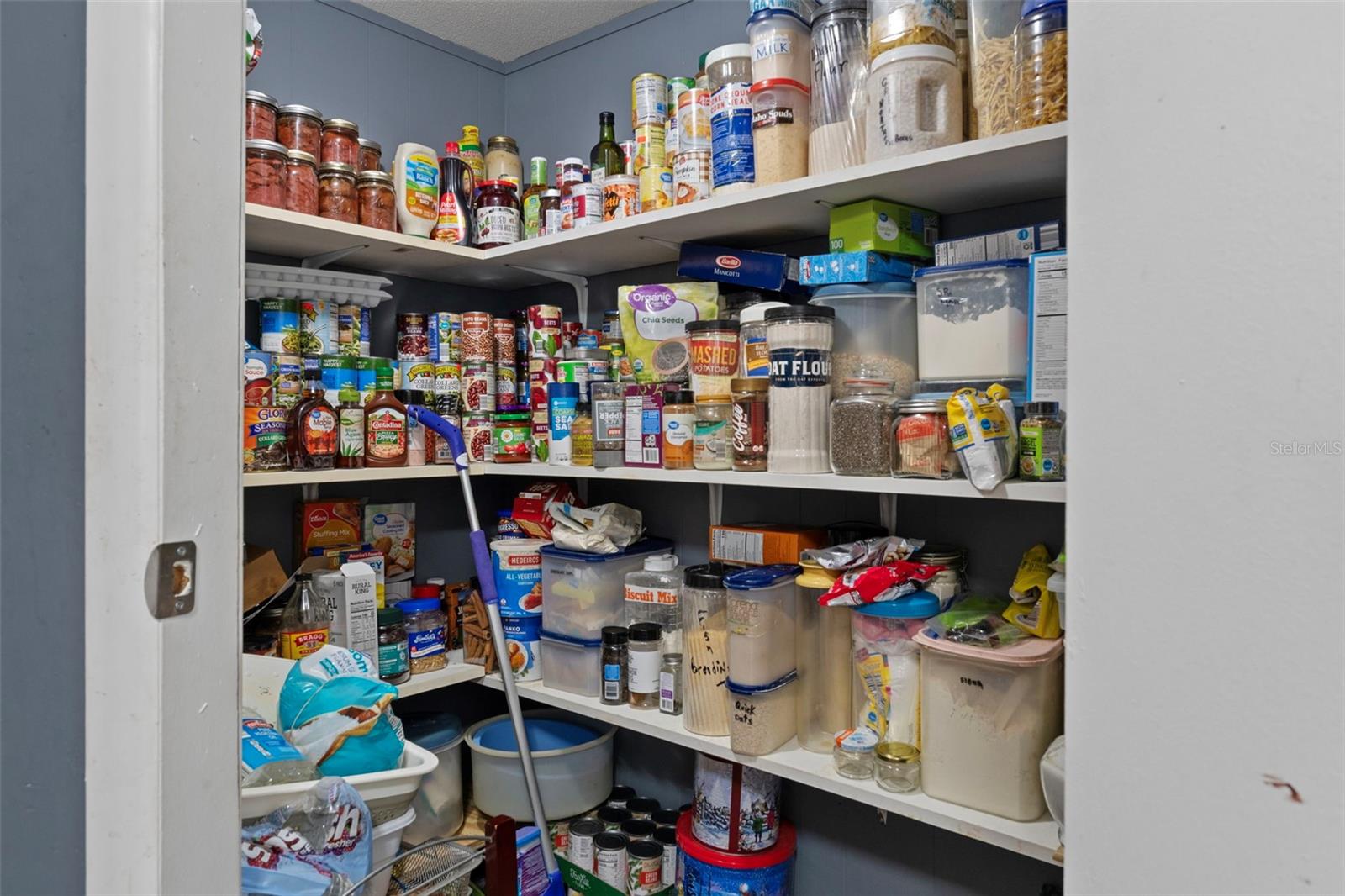 Image 20 of 38 For 2950 Dove Court