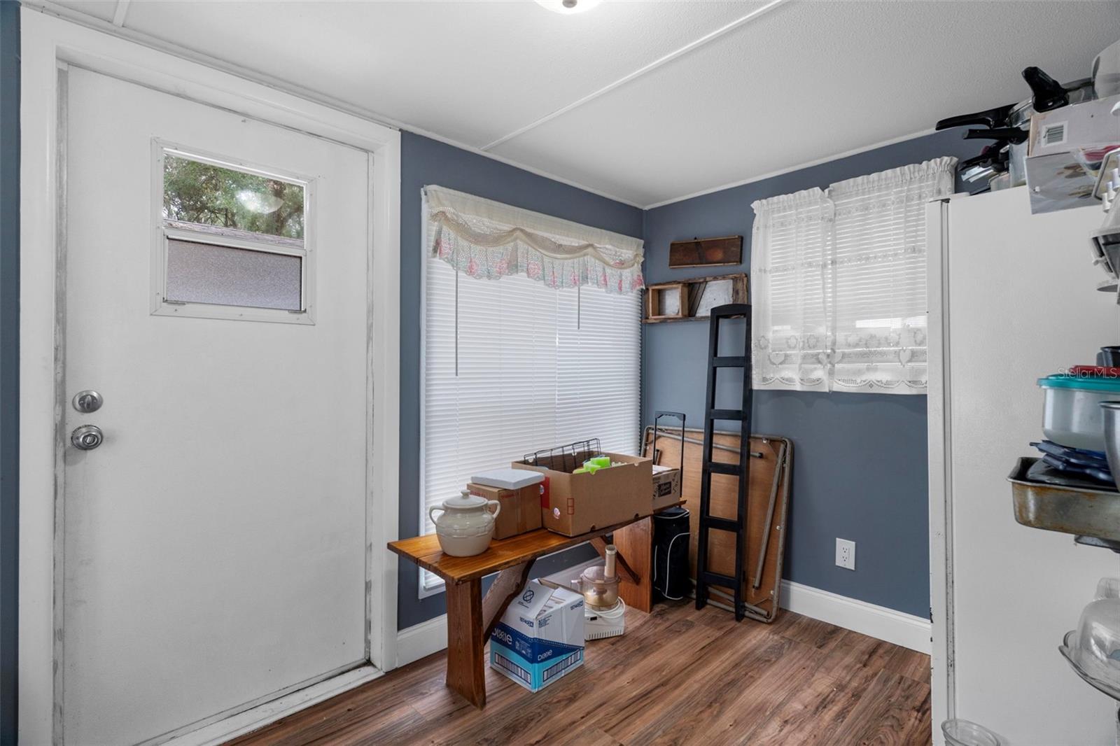 Image 21 of 38 For 2950 Dove Court