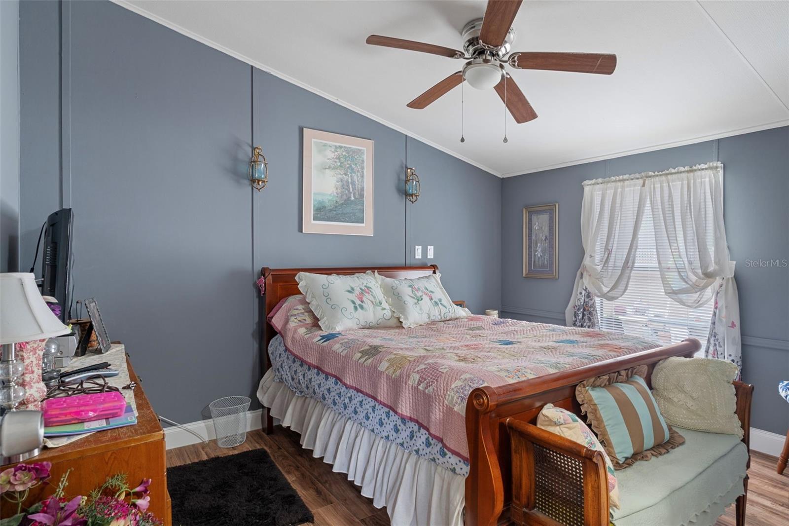 Image 29 of 38 For 2950 Dove Court