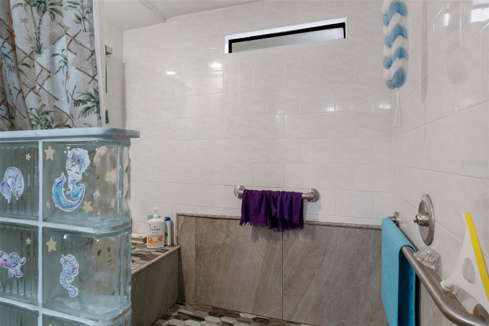 Image 31 of 38 For 2950 Dove Court