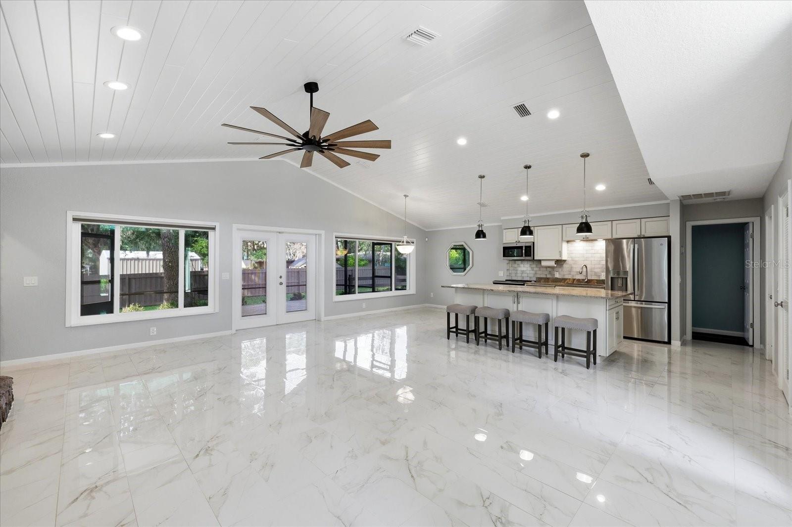 Image 10 of 43 For 204 2nd Avenue