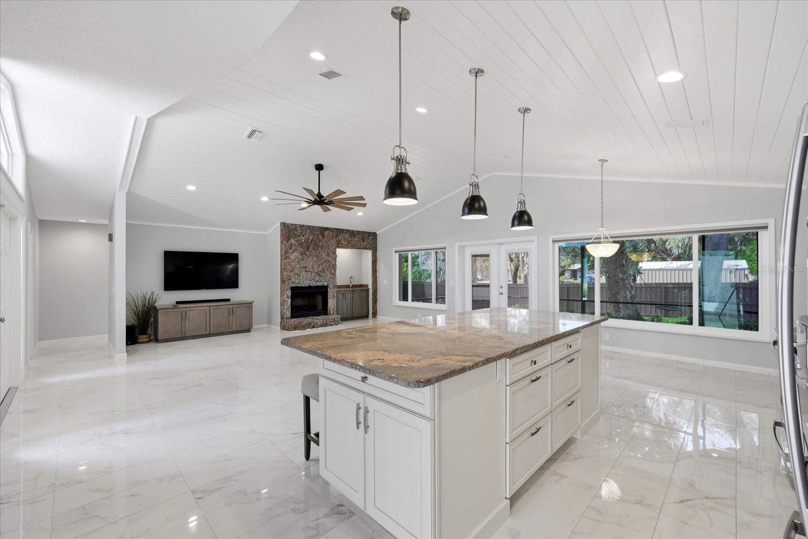 Image 7 of 43 For 204 2nd Avenue