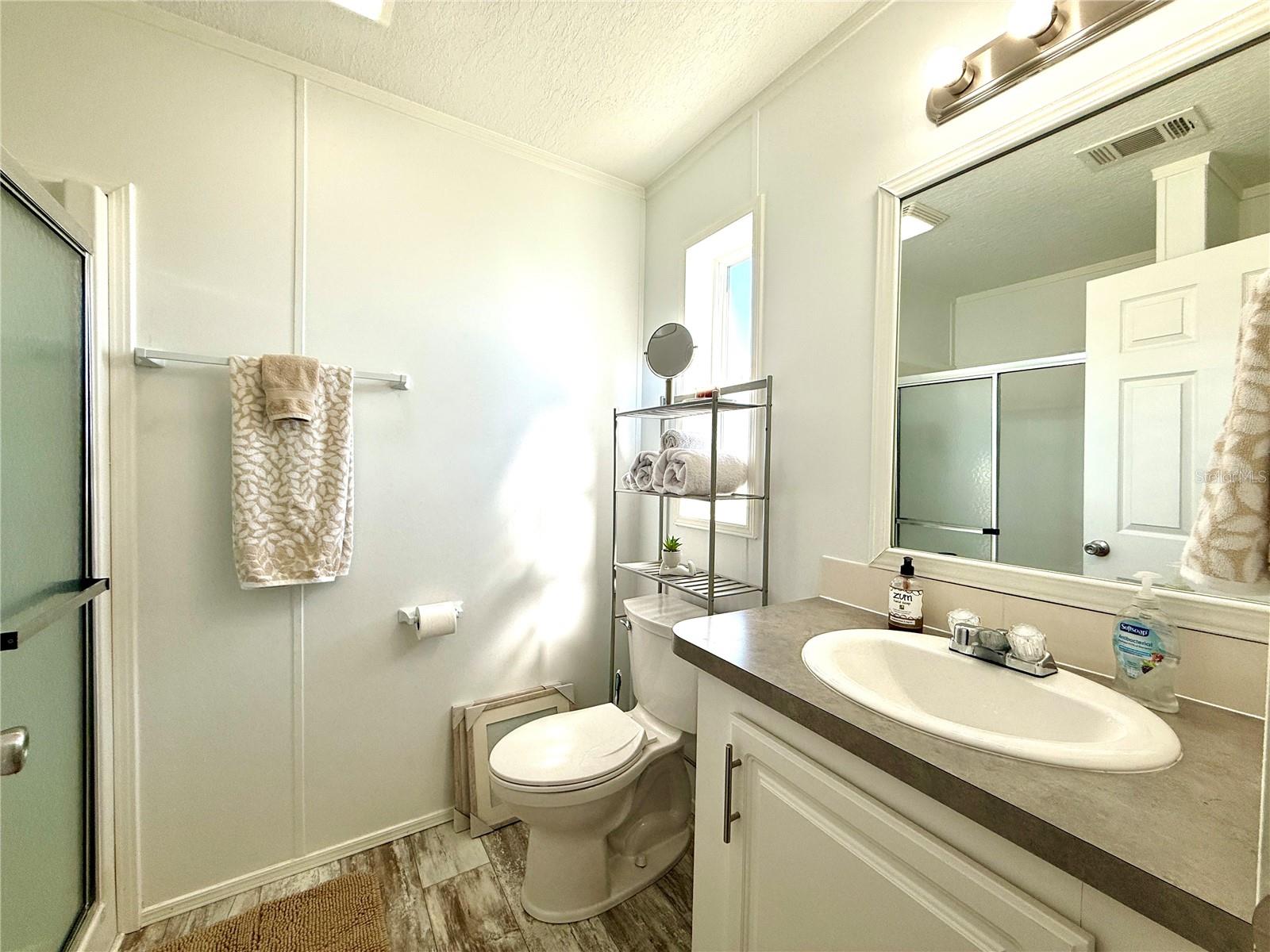 Image 14 of 26 For 124 Saint Annes Circle