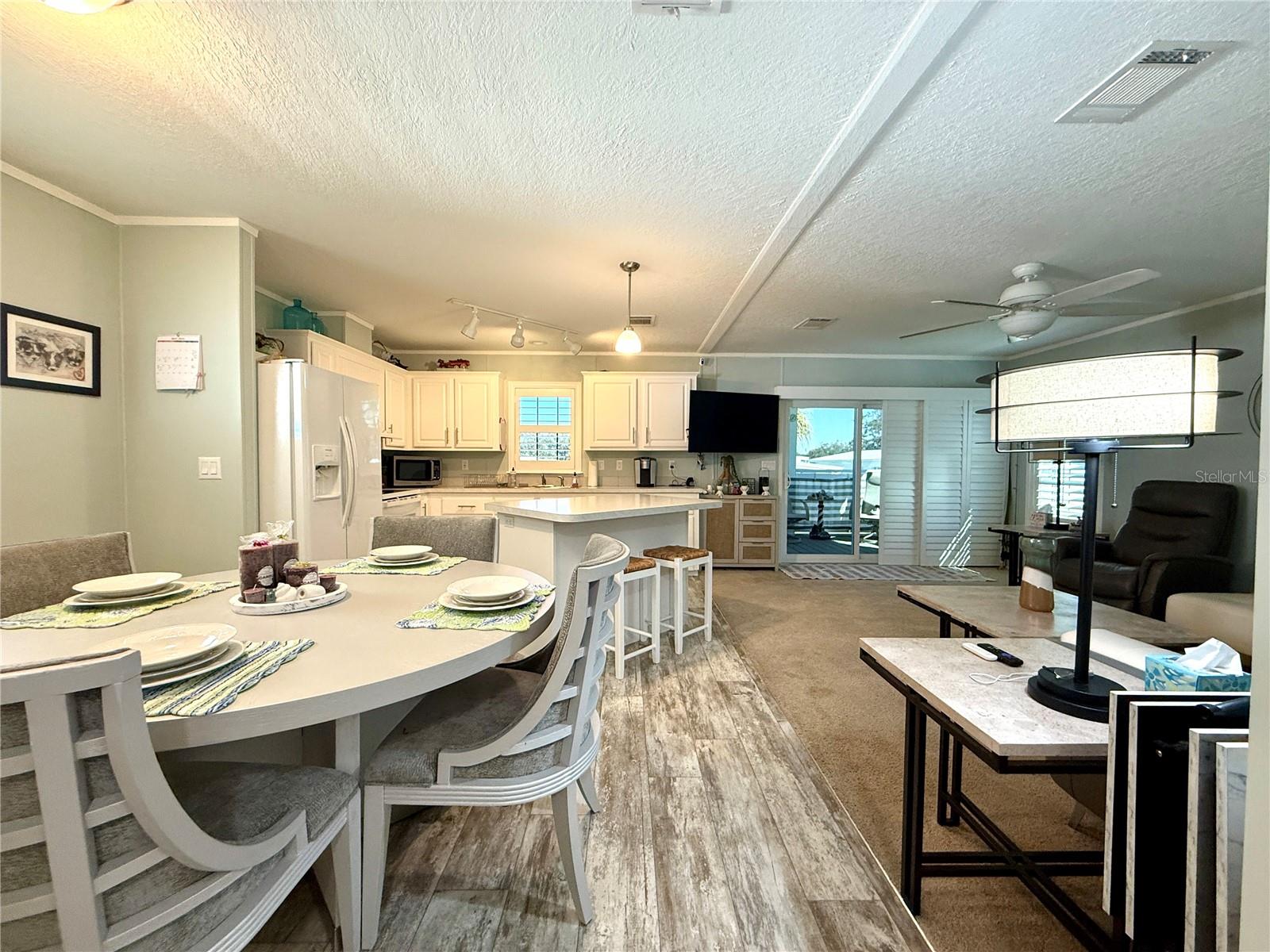 Image 6 of 26 For 124 Saint Annes Circle