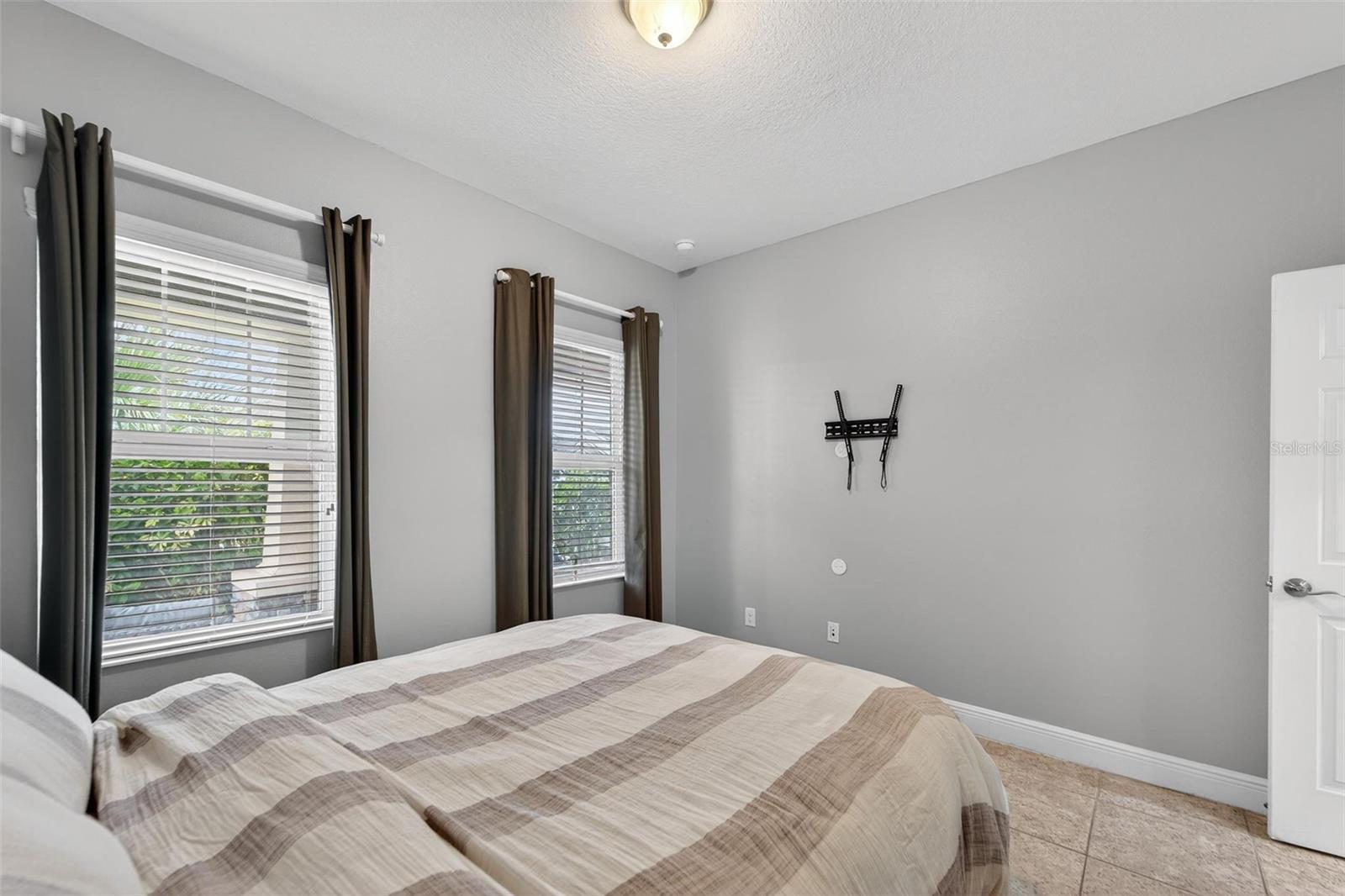 Listing photo id 31 for 7032 Old Benton Drive