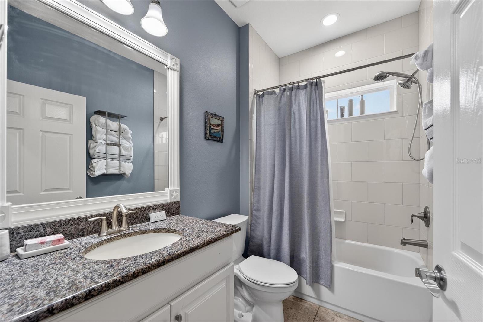 Listing photo id 33 for 7032 Old Benton Drive