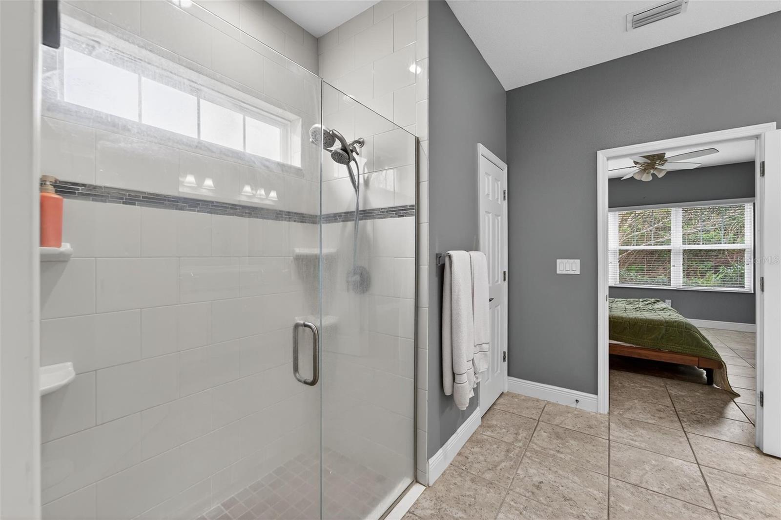 Listing photo id 46 for 7032 Old Benton Drive