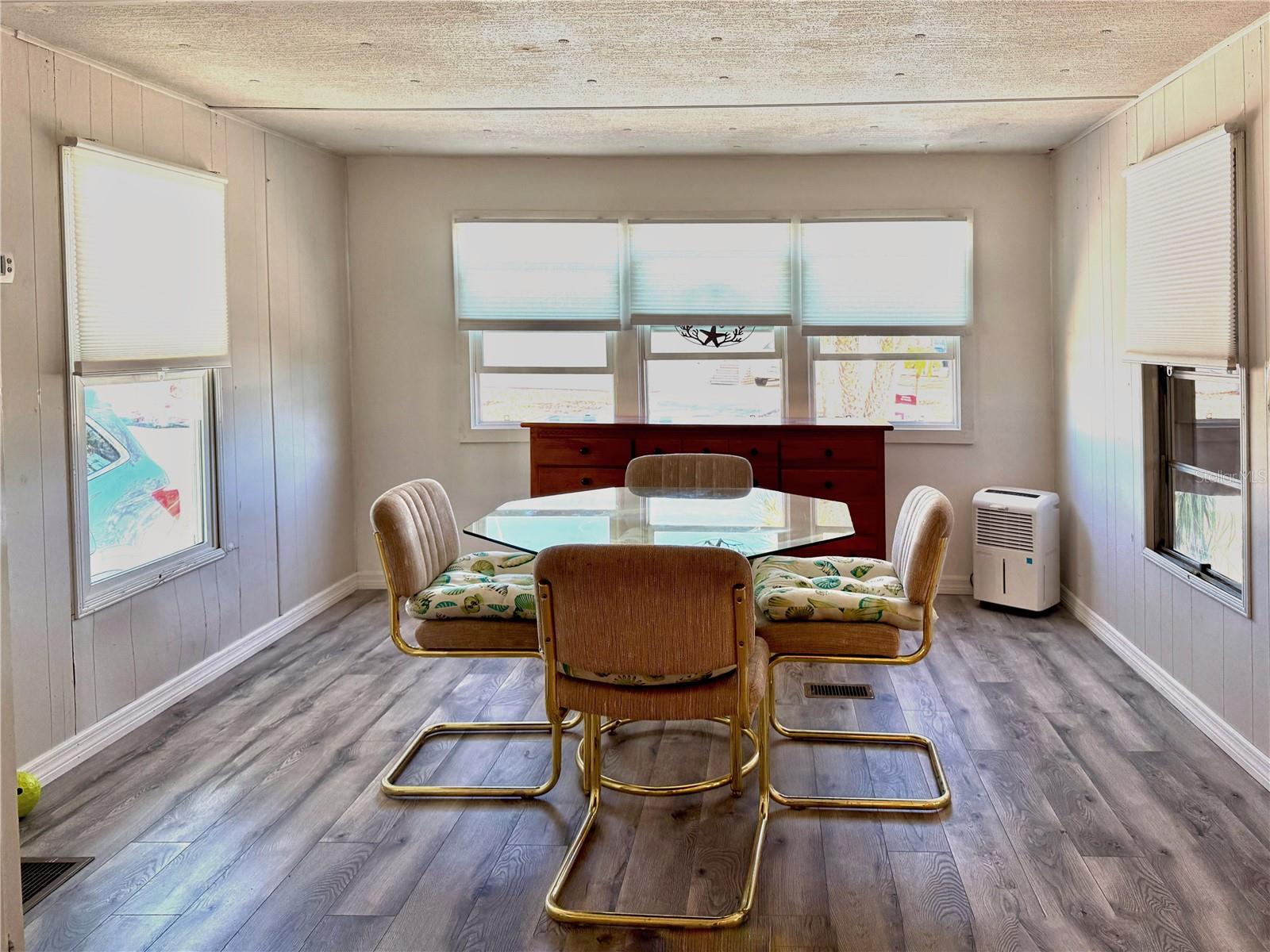 Image 5 of 20 For 308 Port Royal Lane