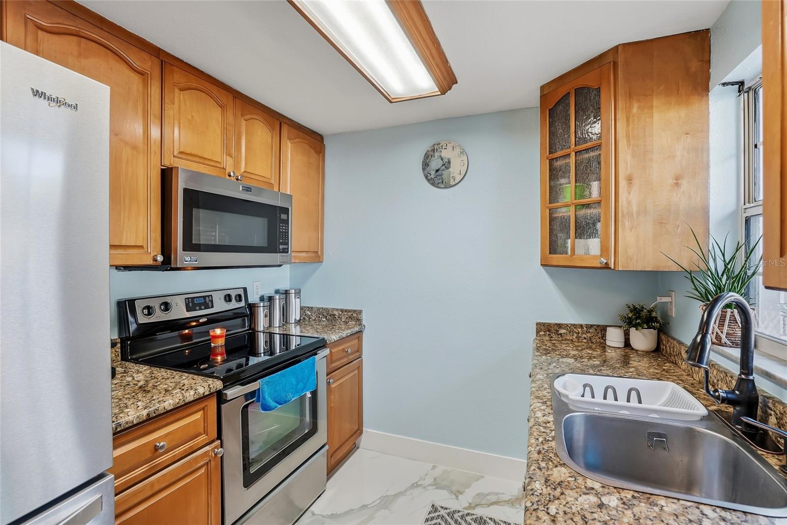 Image 13 of 39 For 113 North Street