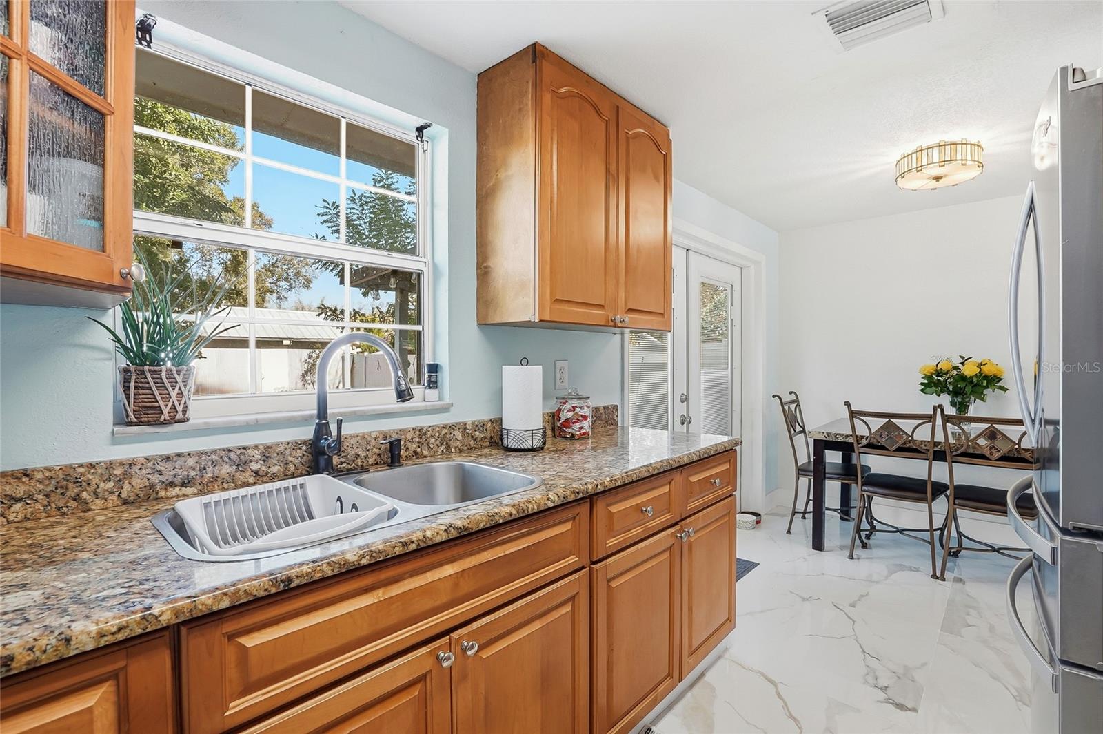 Image 16 of 39 For 113 North Street