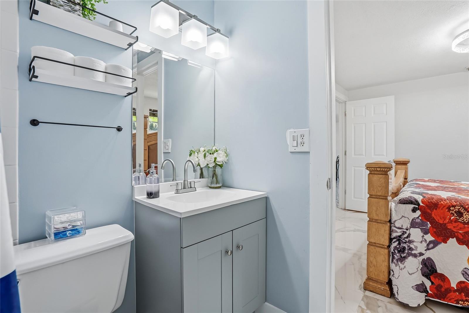 Image 25 of 39 For 113 North Street