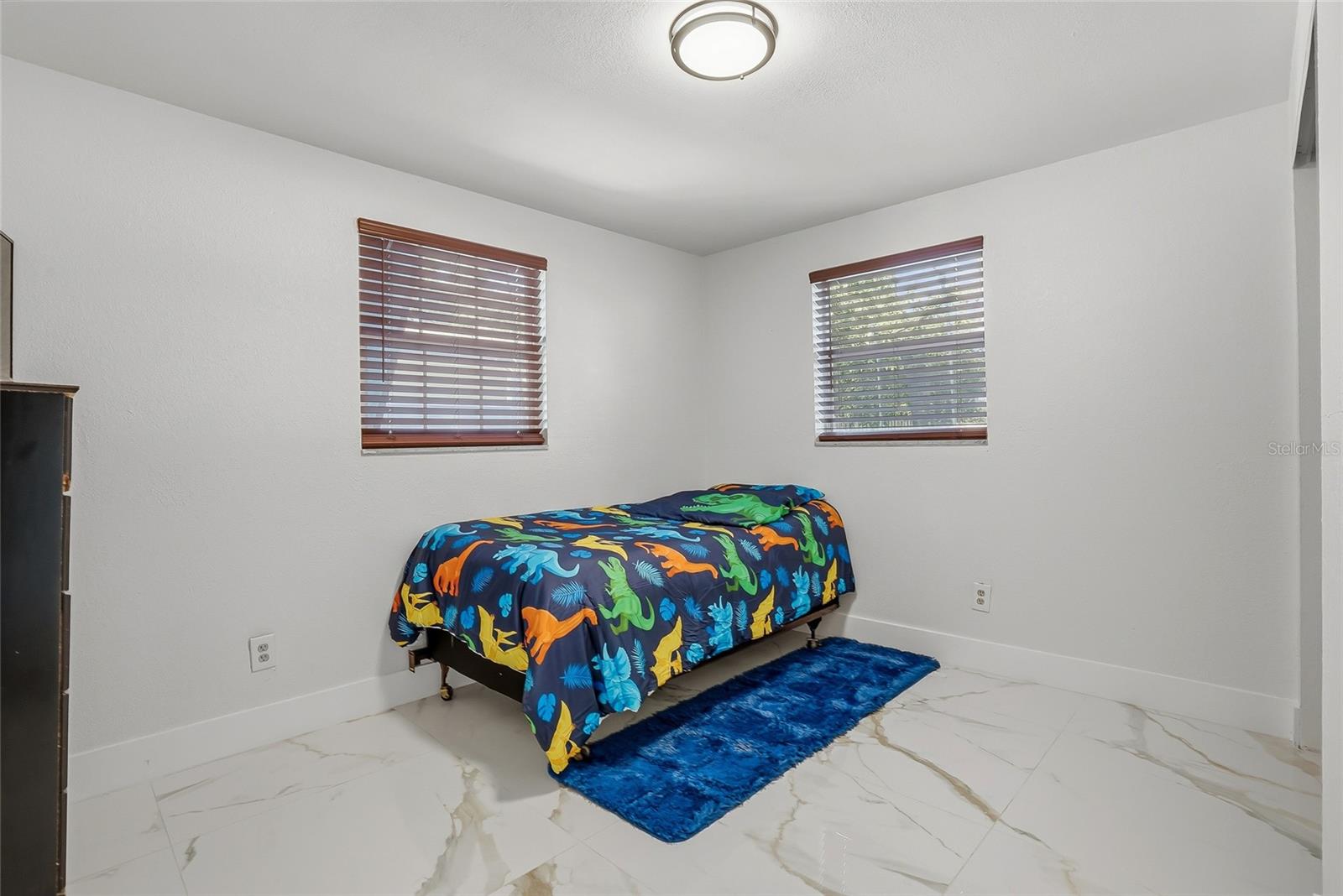 Image 26 of 39 For 113 North Street