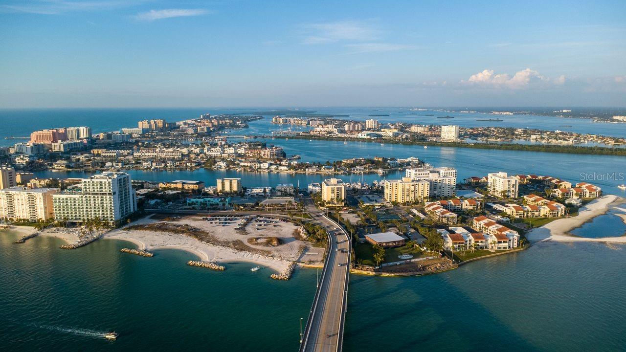 Image 10 of 58 For 830 Gulfview Boulevard 502