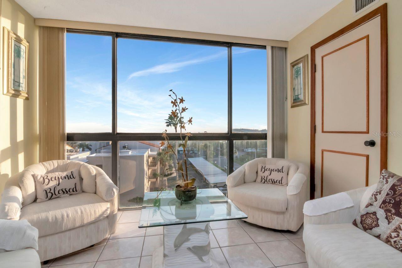 Image 30 of 58 For 830 Gulfview Boulevard 502