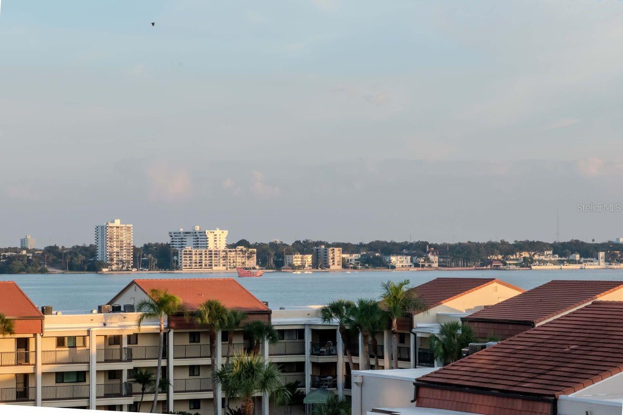 Image 50 of 58 For 830 Gulfview Boulevard 502