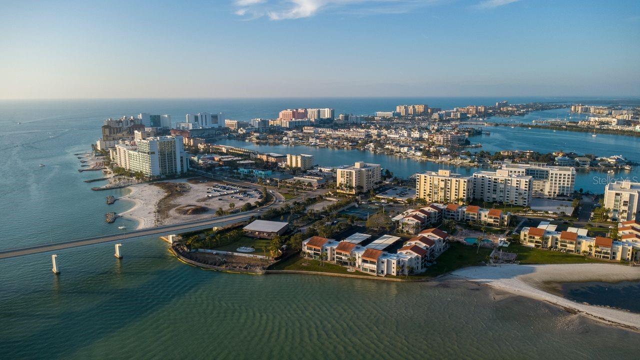 Image 52 of 58 For 830 Gulfview Boulevard 502