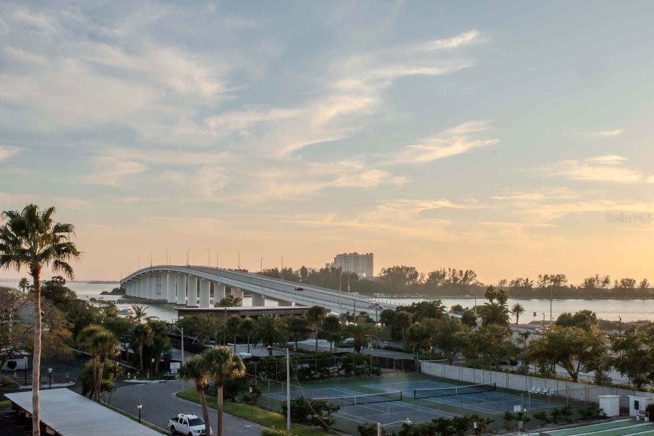 Image 55 of 58 For 830 Gulfview Boulevard 502