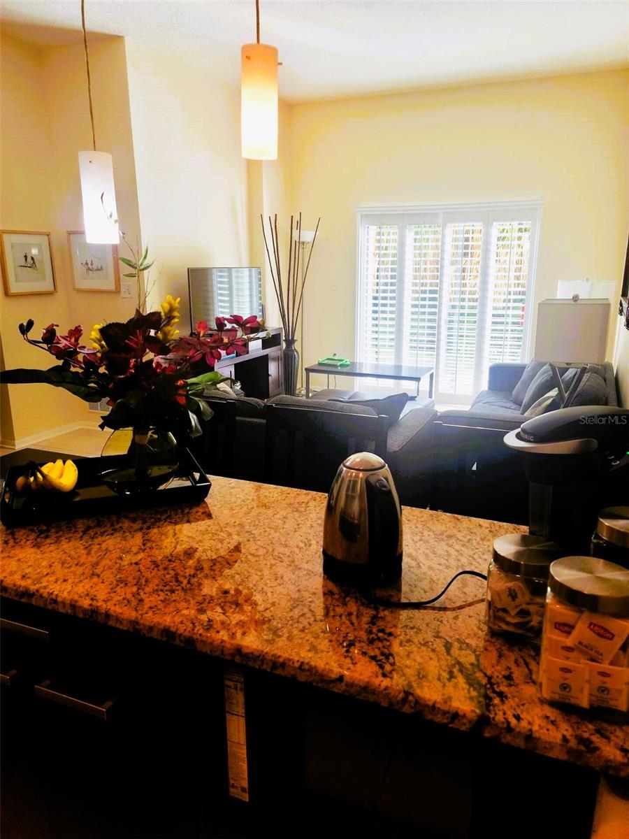 Image 4 of 19 For 701 Madison Avenue 106