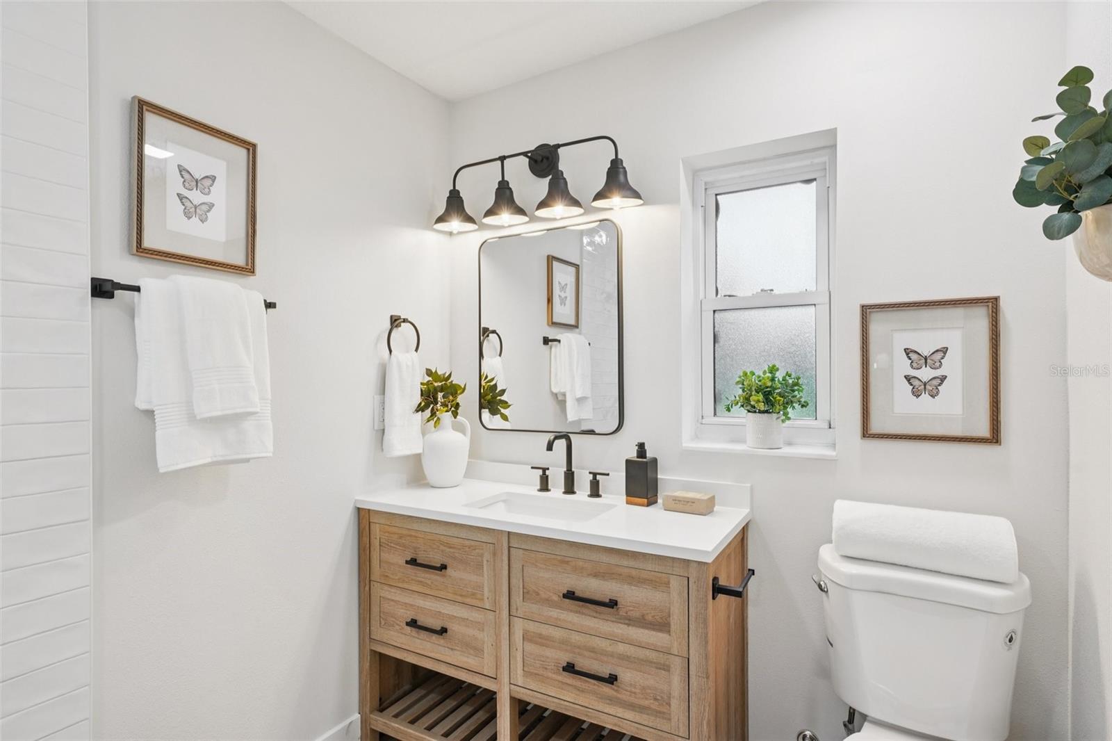 Image 29 of 55 For 311 Shore Drive E