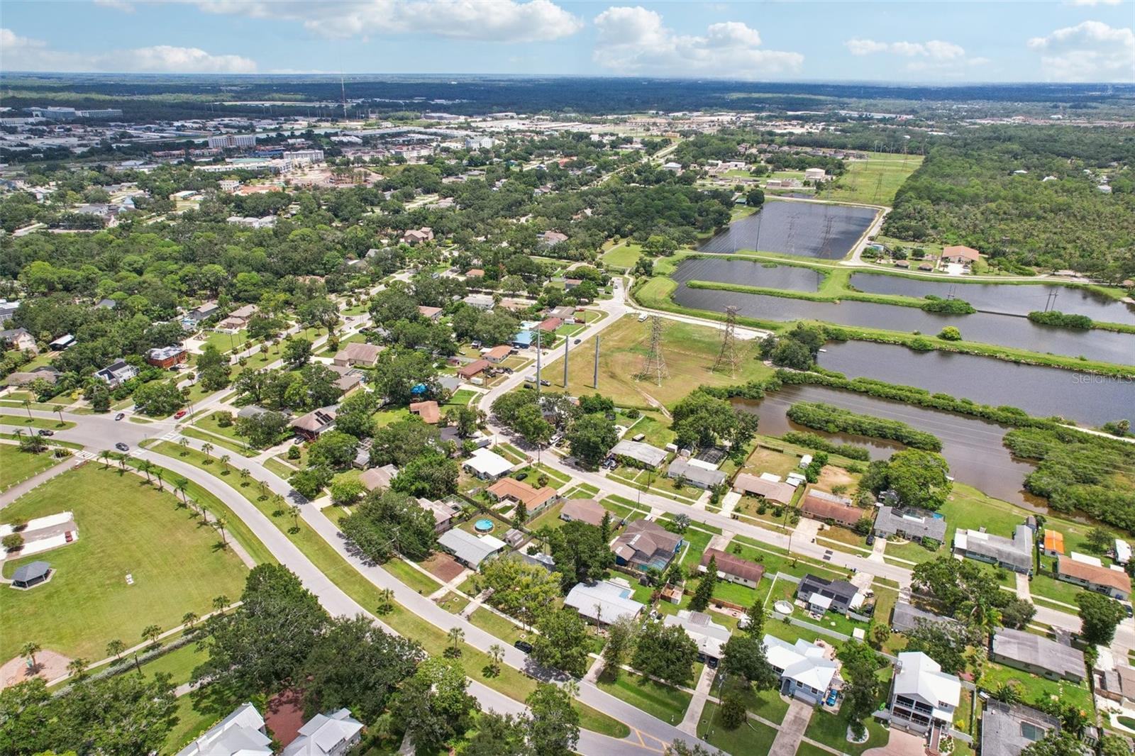 Image 45 of 55 For 311 Shore Drive E