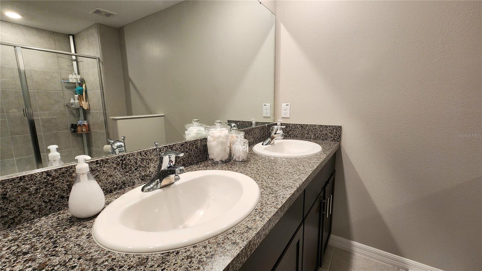 Image 16 of 78 For 9516 Pembrooke Pines Drive