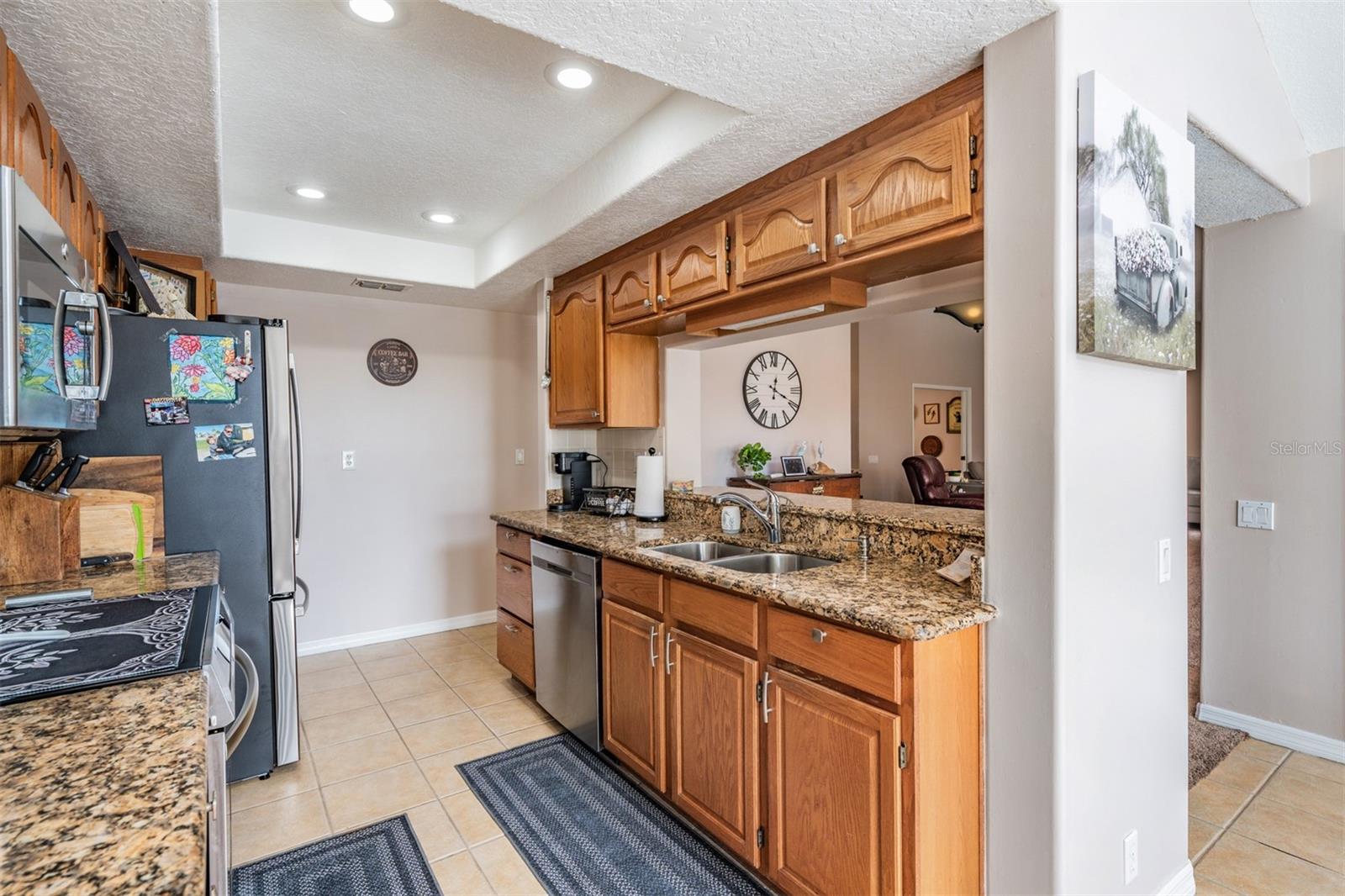 Image 12 of 49 For 14324 Bronte Court