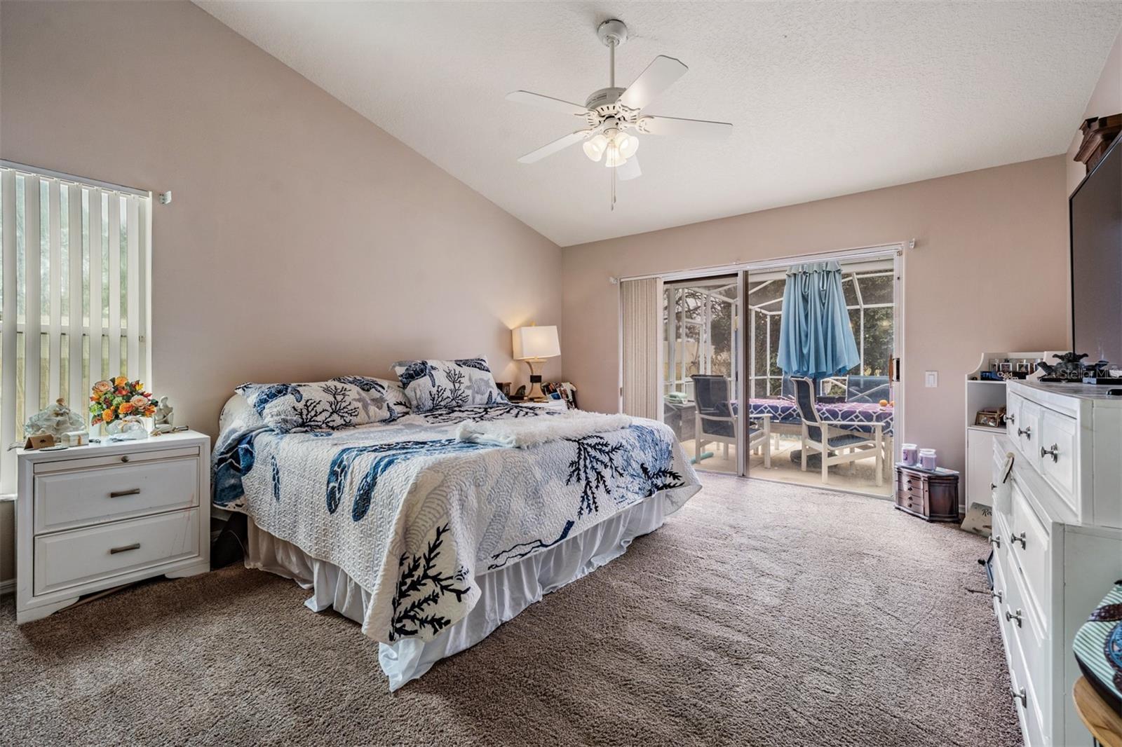 Image 16 of 49 For 14324 Bronte Court