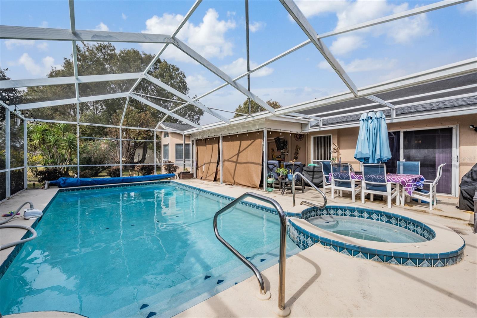 Image 26 of 49 For 14324 Bronte Court