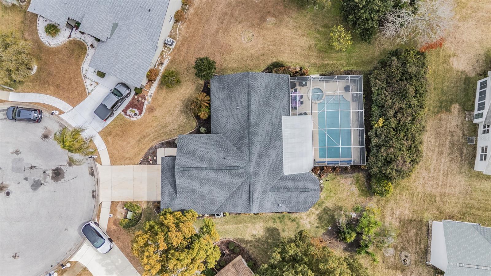 Image 37 of 49 For 14324 Bronte Court