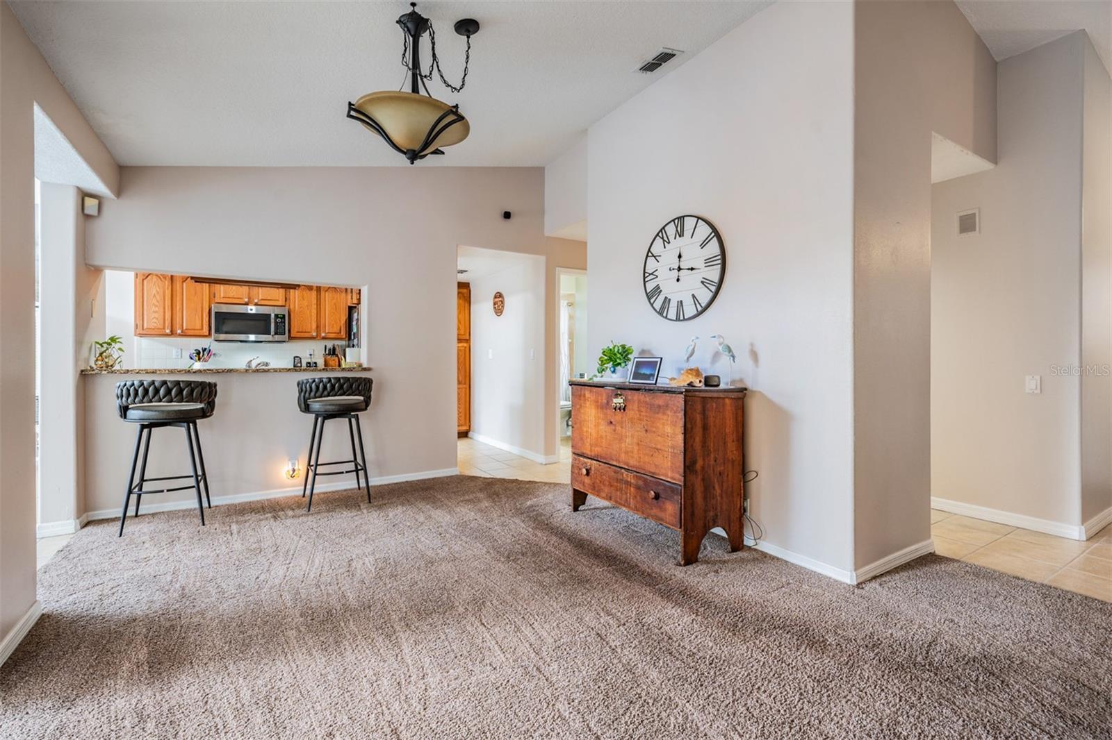 Image 8 of 49 For 14324 Bronte Court