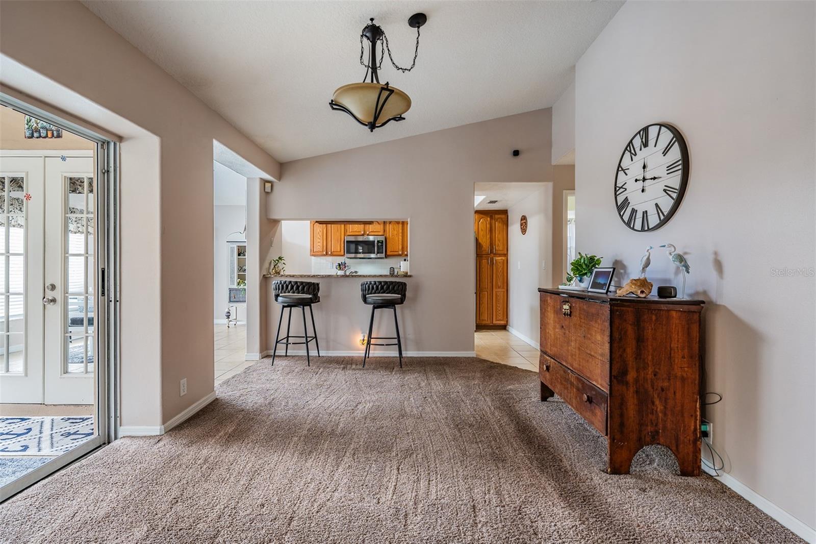 Image 9 of 49 For 14324 Bronte Court