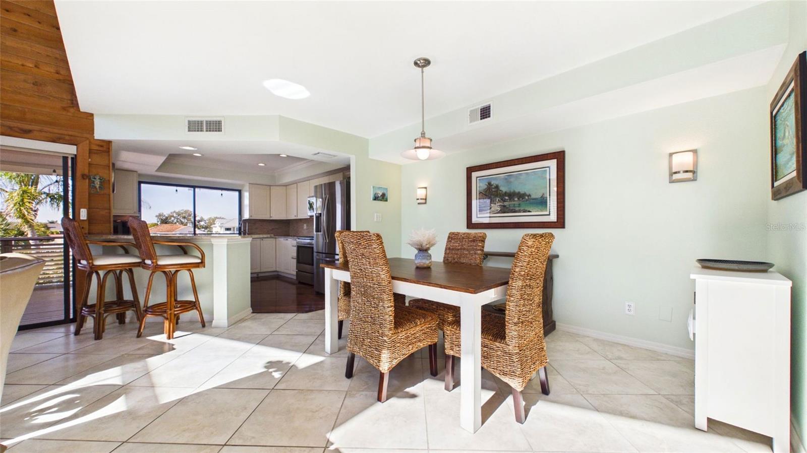 Image 7 of 29 For 350 Pinellas Bayway S 5