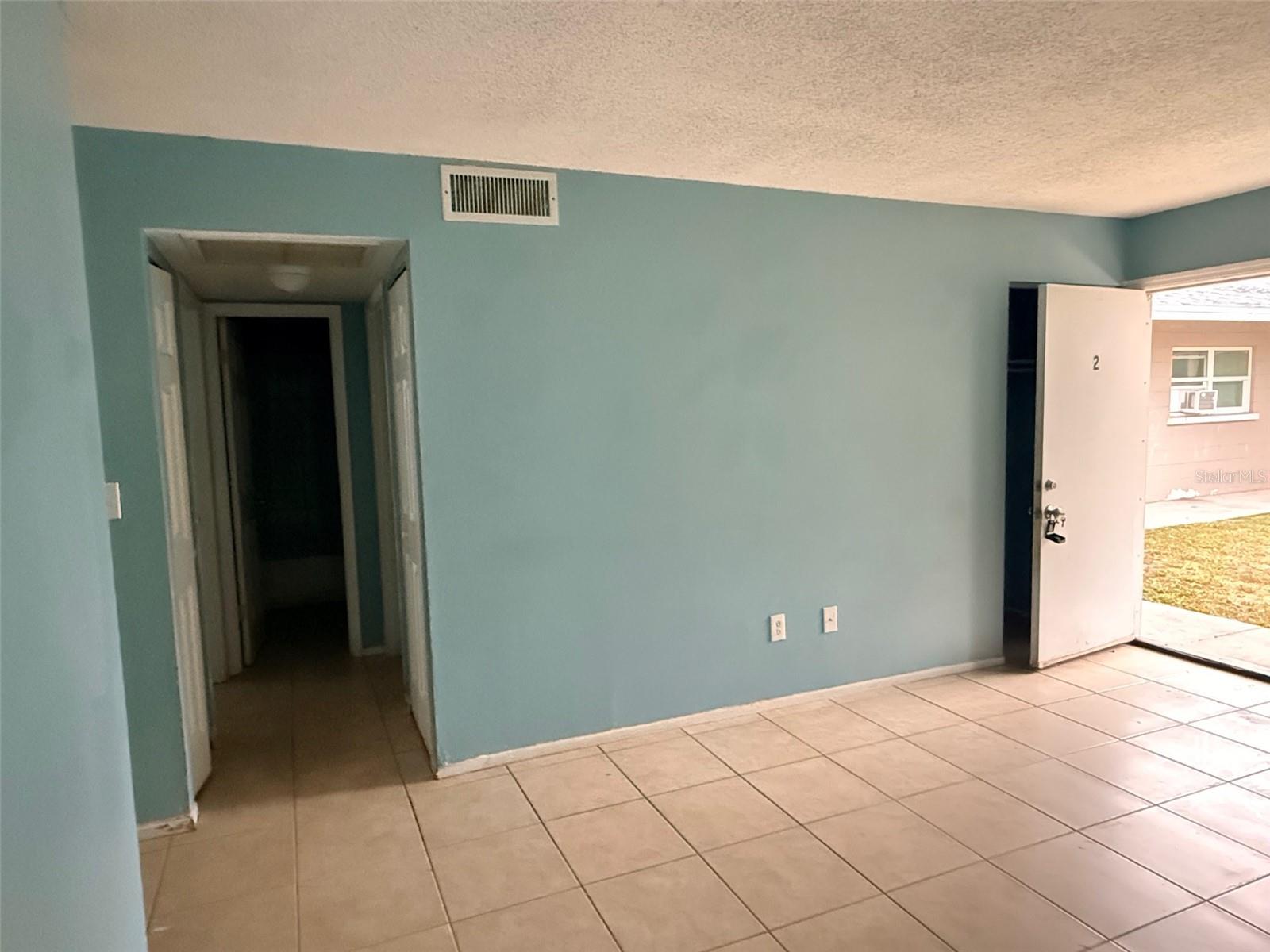 Image 4 of 20 For 2409 13th Street W 2