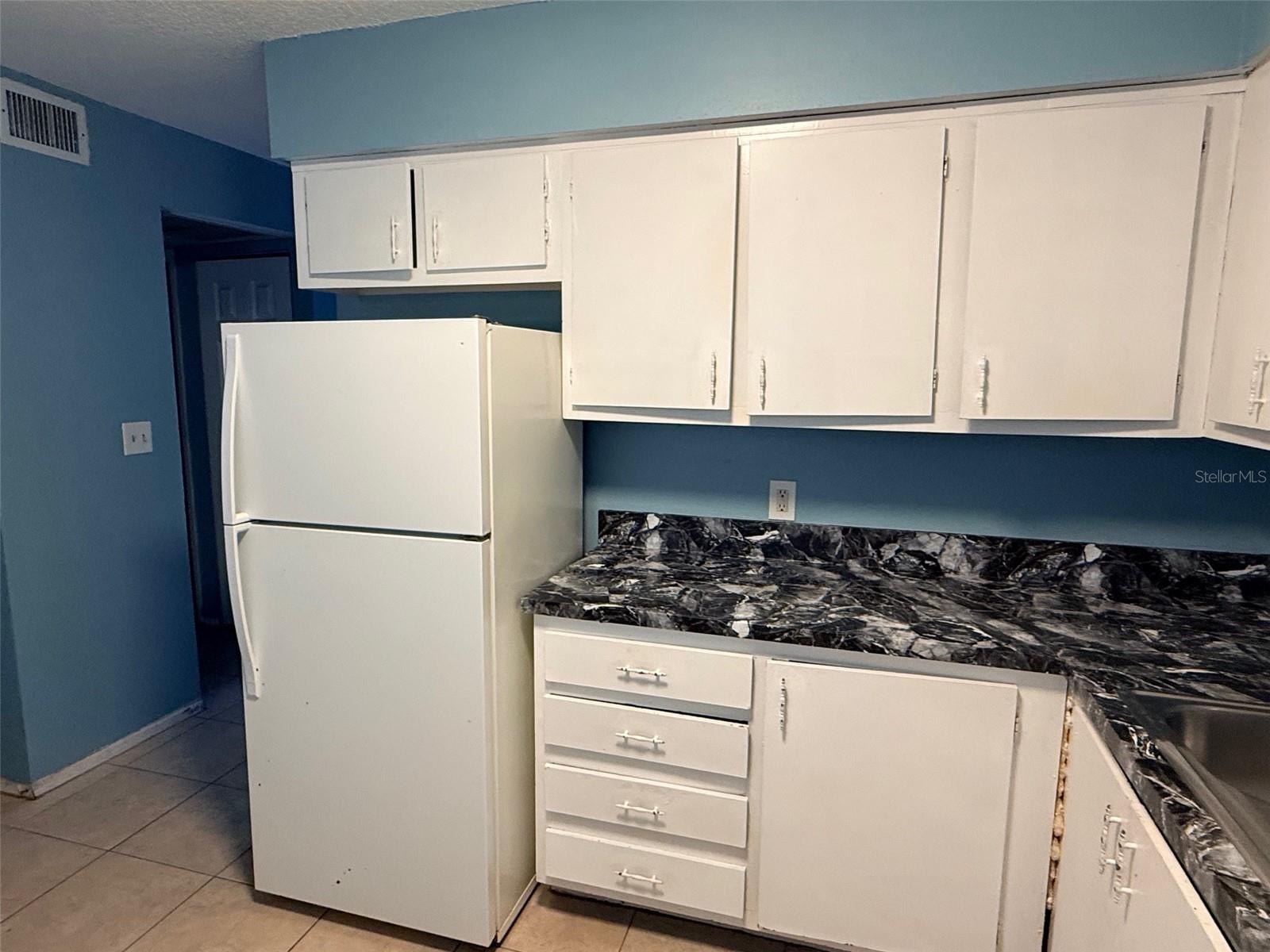 Image 8 of 20 For 2409 13th Street W 2