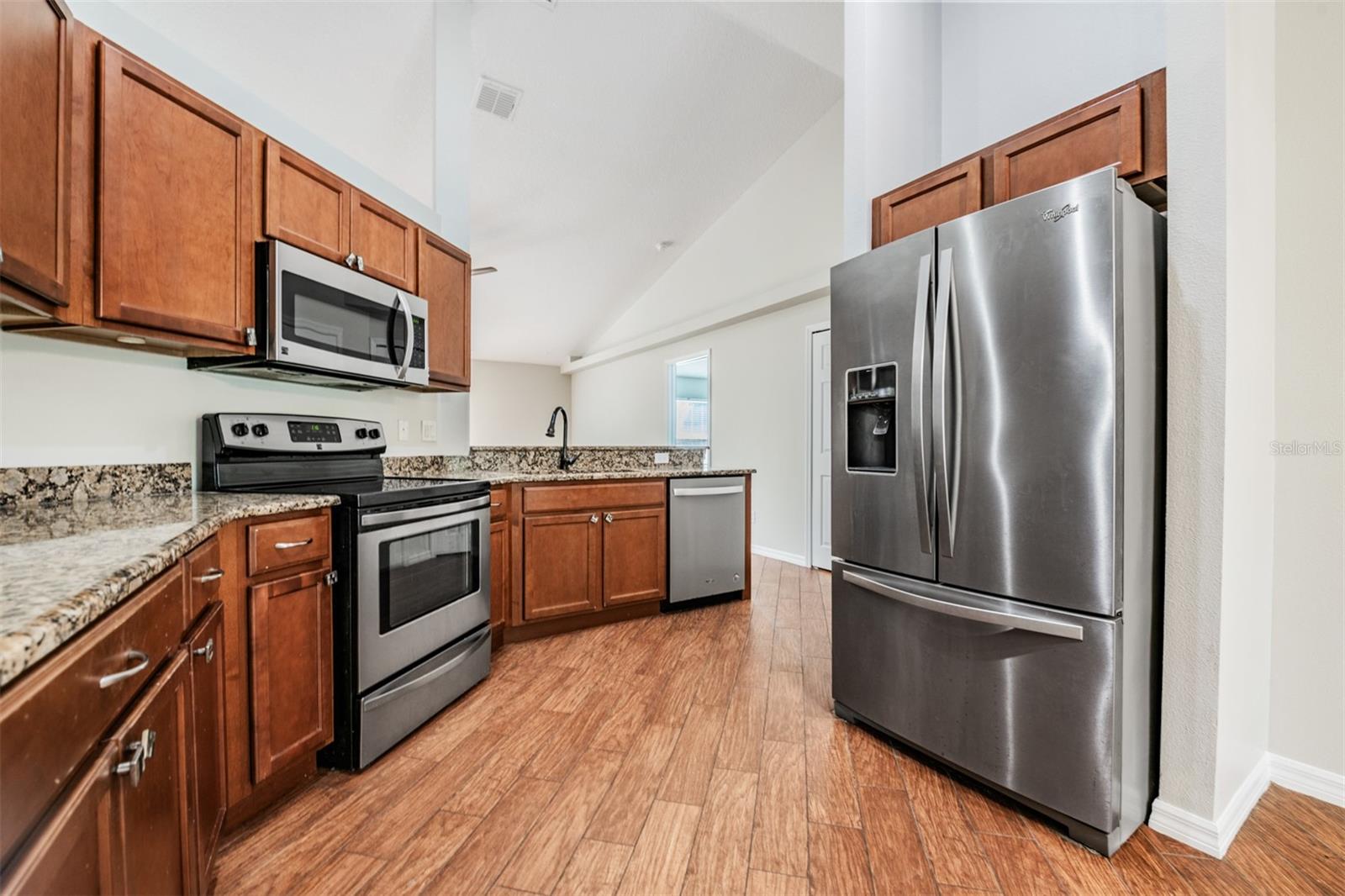 Image 12 of 46 For 1571 Sunset Point Road