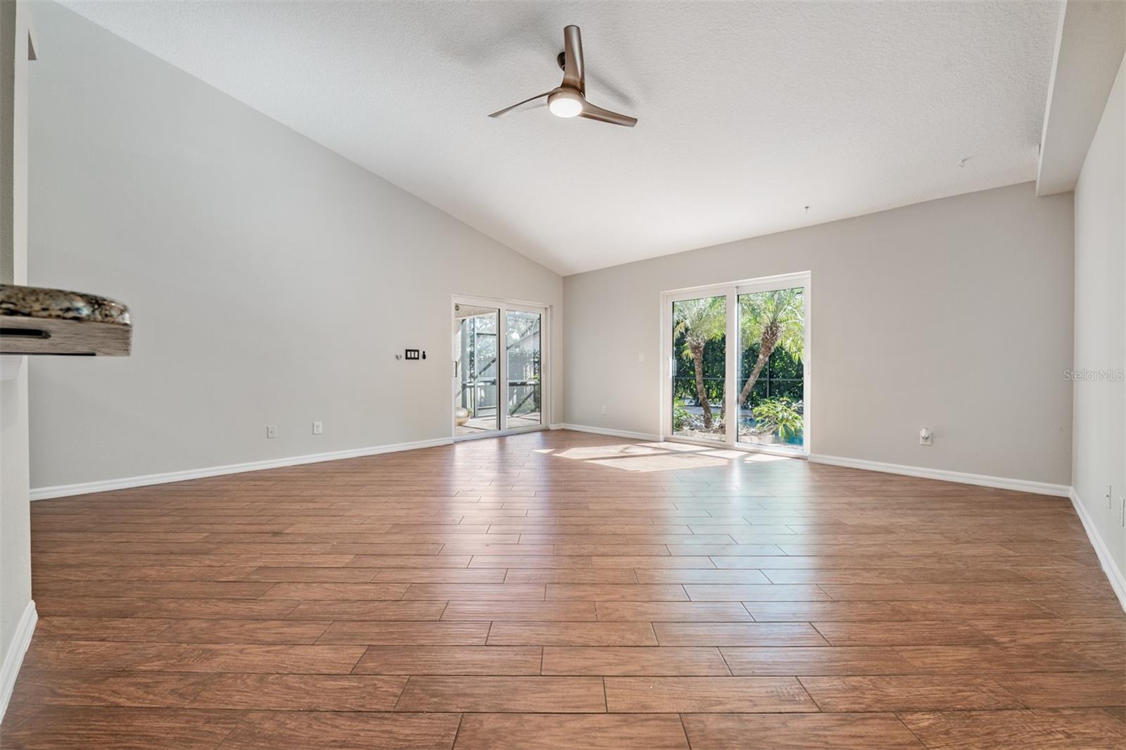 Image 13 of 46 For 1571 Sunset Point Road