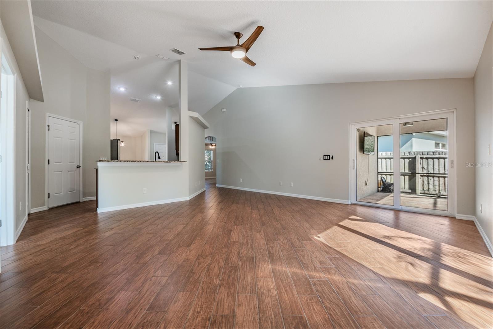 Image 16 of 46 For 1571 Sunset Point Road